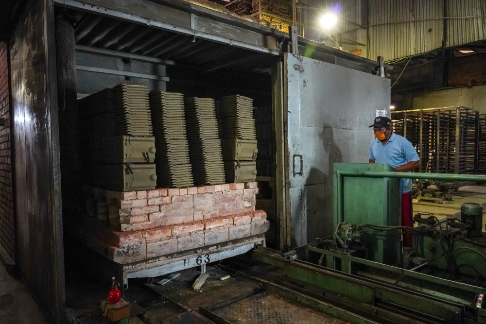 Proses Produksi Genteng